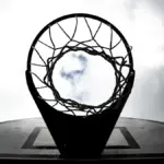 Transizione offensiva nel basket: dove si posiziona il rimorchio dopo il primo passaggio
