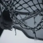 Handoff nel basket: che cosa significa il termine e come si distingue da un passaggio