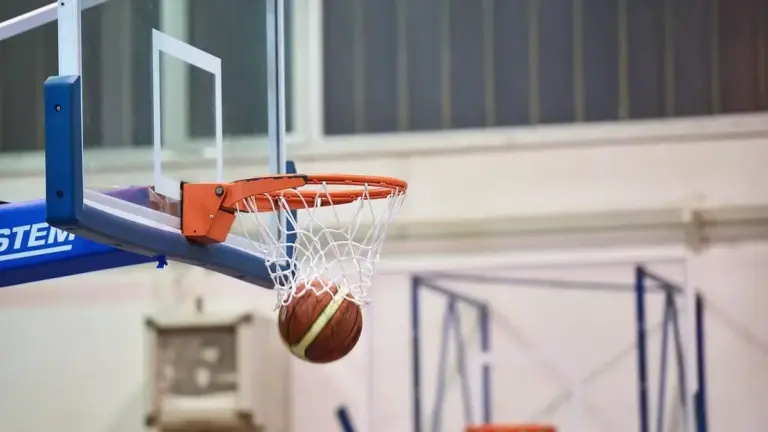 Canestro e fallo nel basket: quando il punto vale e si aggiunge un tiro libero