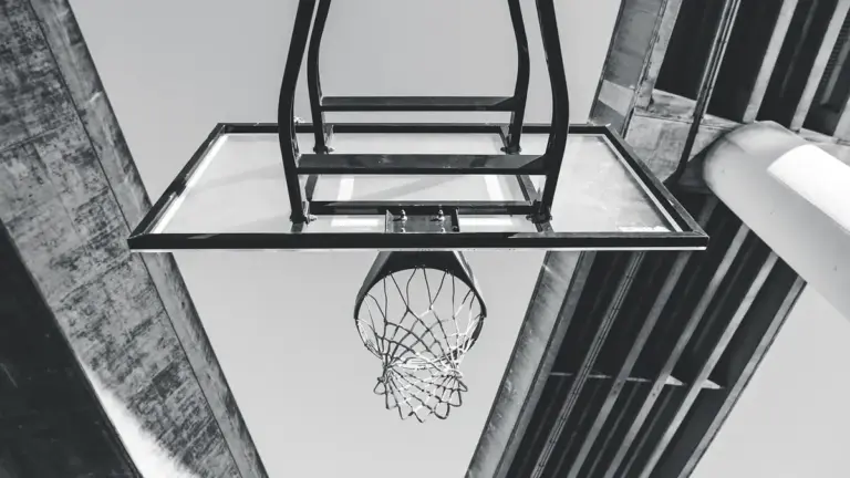 Deflection nel basket: che cos’è una deviazione difensiva nelle statistiche
