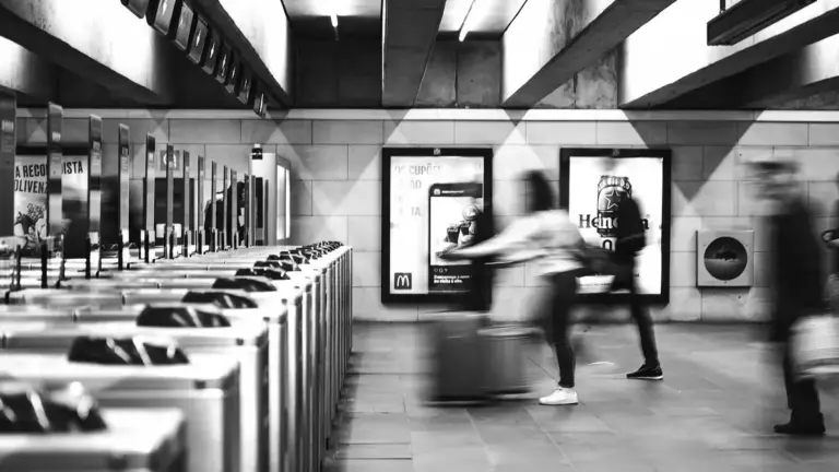 Come eseguire il passaggio consegnato in movimento